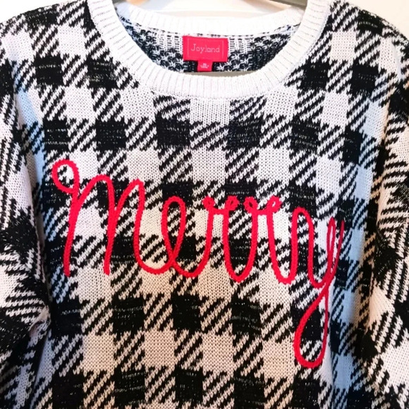 Merry Buffalo Check Sweater - Picture 2 of 7